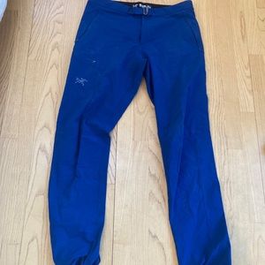 Arcteryx Gamma LT Men’s Medium Regular Length Blue